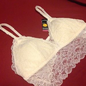 Joe Boxer Lace Bra / without wire.
