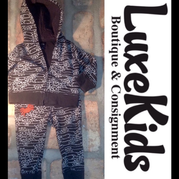 SOLD BABY GAP 2pc Gray & White Jacket & Pant set