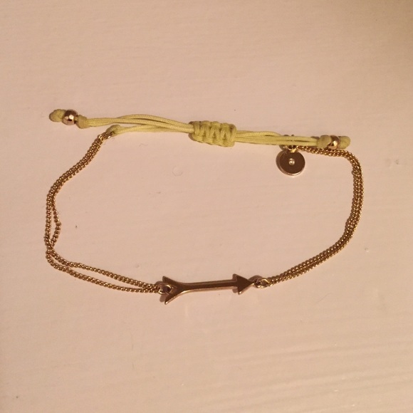 Stella & Dot Arrow Bracelet