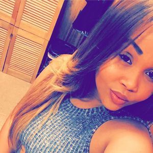 Meet your Posher, Perla