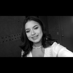 Meet your Posher, Blanca
