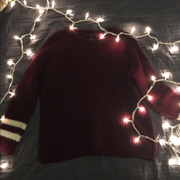 Maroon Sweater - Picture 1 of 2
