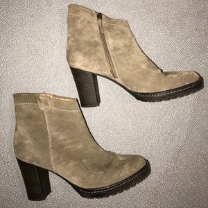 Baila Kelsey ankle Boot size 40