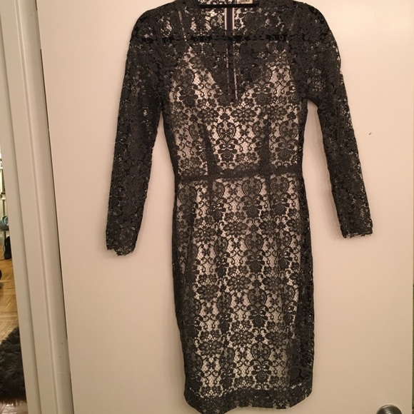 L'AGENCE Dresses & Skirts - Gorgeous lace dress