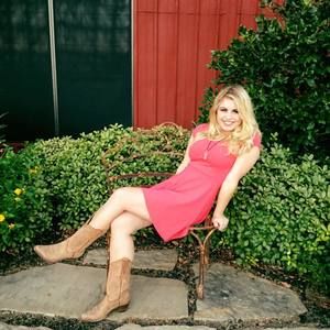 Meet your Posher, Riley