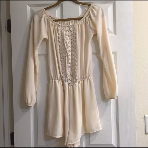 Off The Shoulder Boho Romper!
