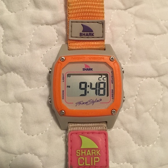 Shark Clip Watch