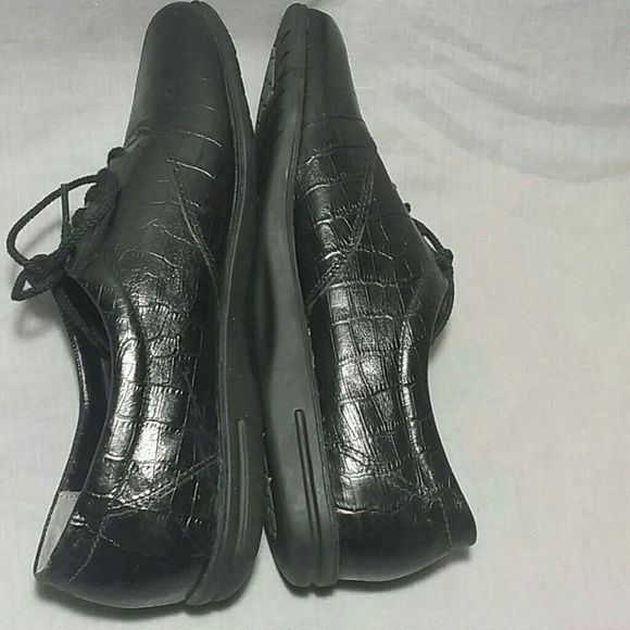 Women's easy spirit shoes black 6.5 Narrow Leather - Picture 4 of 4