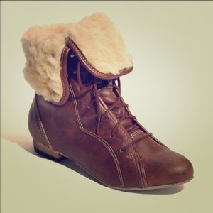 Steve Madden Blizzard Boots Cognac Sz 7