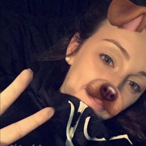 Meet your Posher, Alyssa