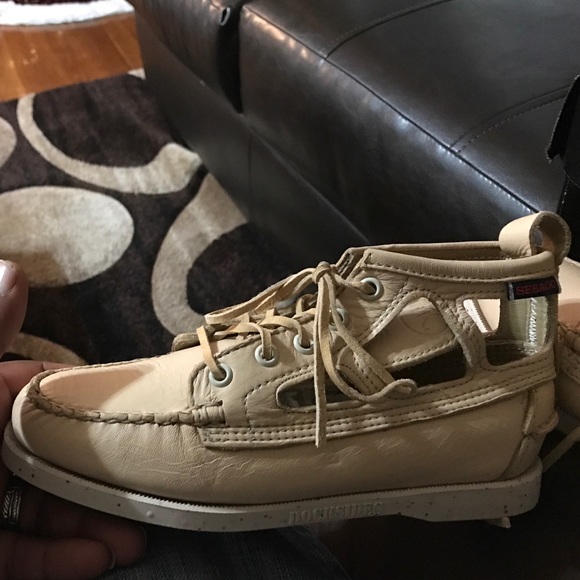 Tan Sebago - Picture 4 of 4