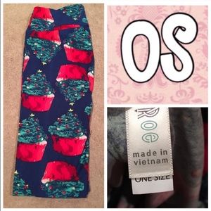Lularoe Christmas tree cupcake leggings NWT OS