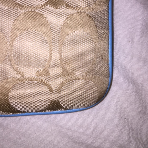 Cross body Coach Purse - Picture 3 of 3