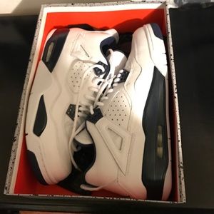 Air Jordan 4 Retro LS (Columbia 4s)