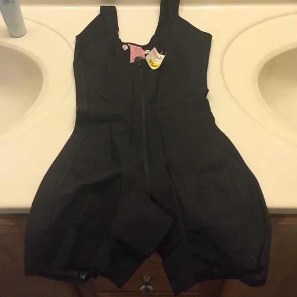 Salome faja ( garment ) butt lift