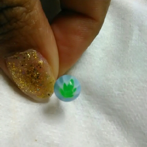 Green Leaf Blue Ball Belly Button Ring - Picture 4 of 4