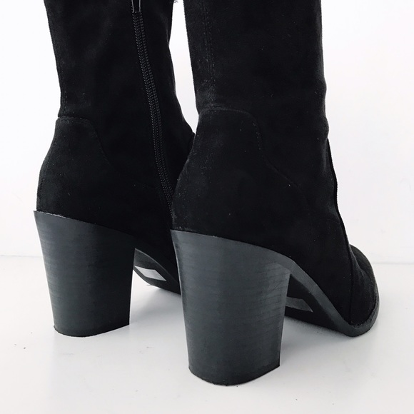 💥SOLD💥Suede Heel Ankle Boots - Picture 5 of 6