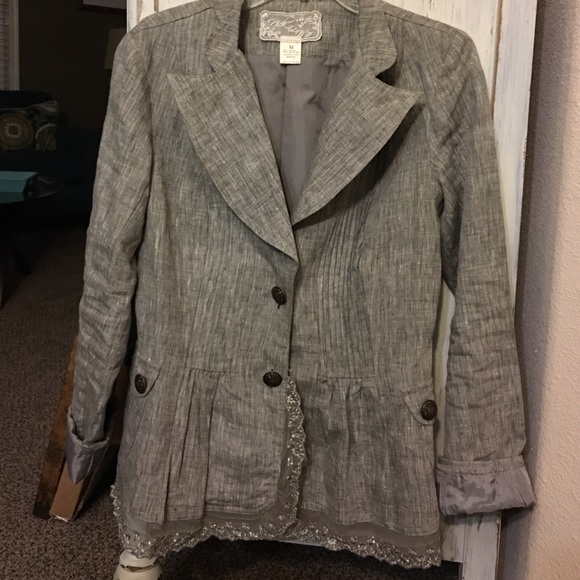 Gray linen jacket with lace trim