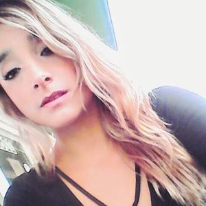 Meet your Posher, Ivette