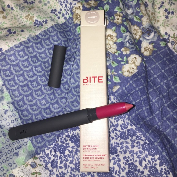 Bite matte lip crayon- brandy