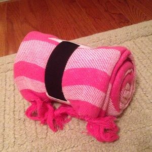 Pink blanket!