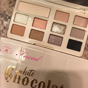 Too Faced White Chocolate Chip palette