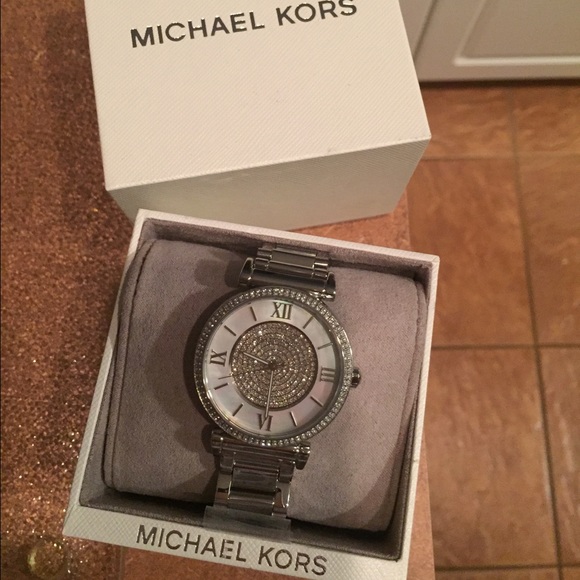 Michael Kors Accessories - (SOLD) Authentic Ladies Michael Kors Watch CATLIN
