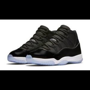 Jordan 11 Space Jam Sz. 6