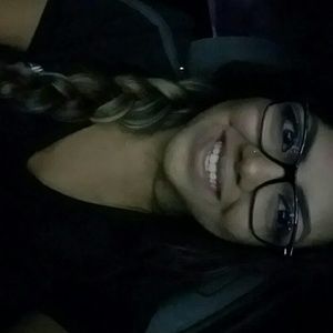 Meet your Posher, Ivette