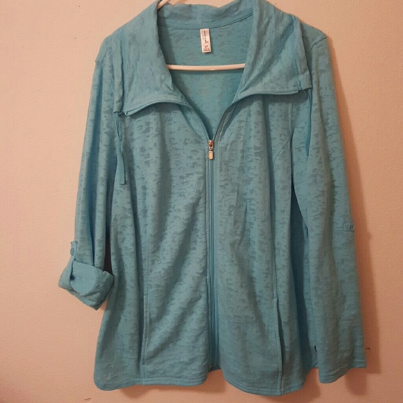Super cute burn out zipper sweatshirt. Size 2X