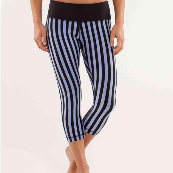 Lululemon Leggings (Macro)
