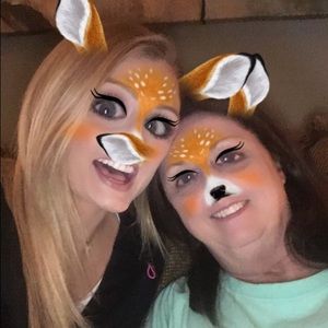 Meet your Posher, Carolyn