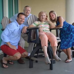 Meet your Posher, Dennis