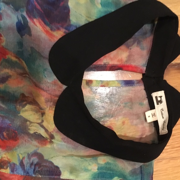 Cotton Candy sheer floral short sleeve silk blouse - Picture 3 of 3