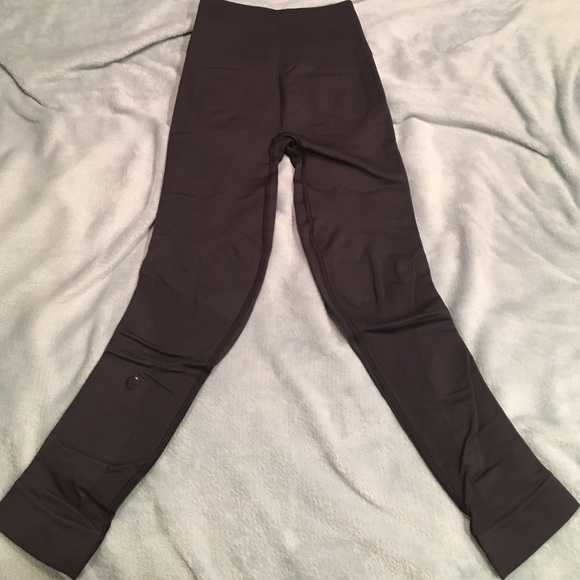 Crop lululemon athletic leggings!