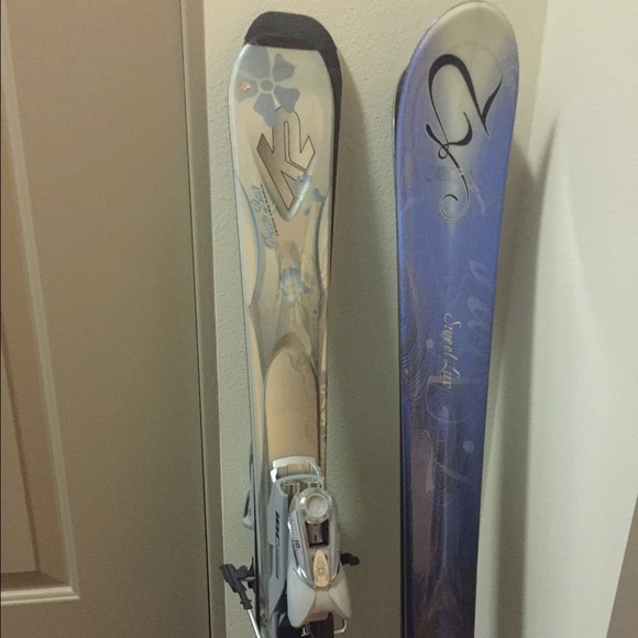 🎿⛷One set of skis with poles with carrying bag