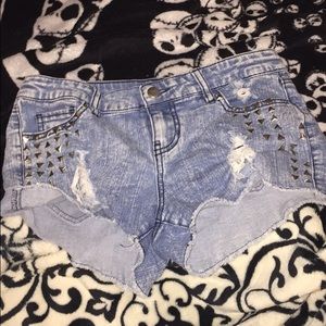 Denim  w studs on front pocket