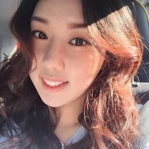 Meet your Posher, Bella