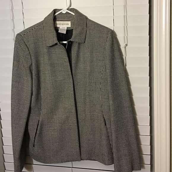 Herringbone black and white blazer
