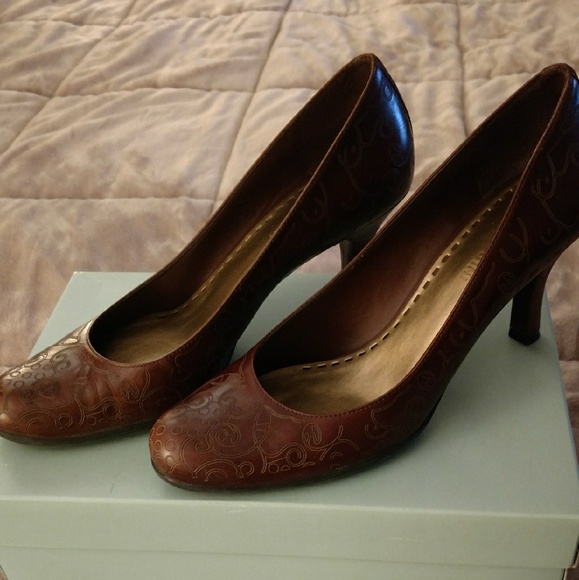 SOLD Gianni Bini shoes