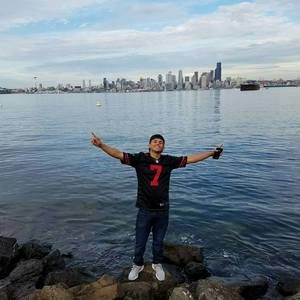 Meet your Posher, Chris