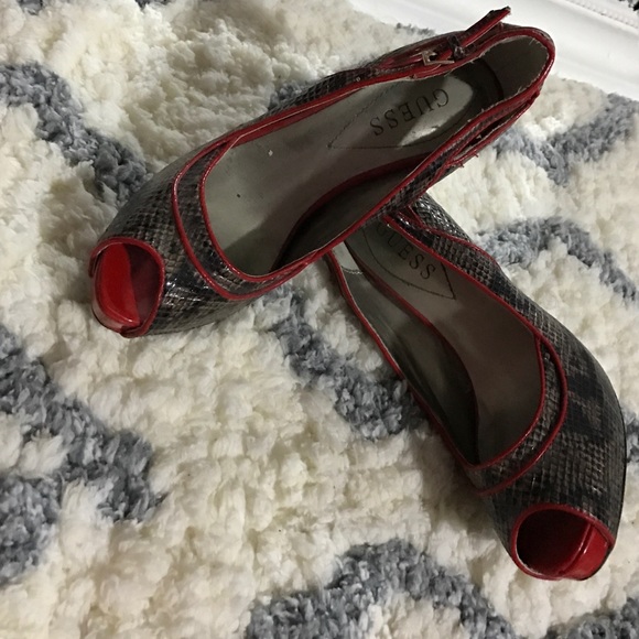 Heels 👠 - Picture 2 of 2