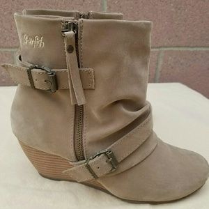 Blowfish Beige wedge buckle booties 8.5