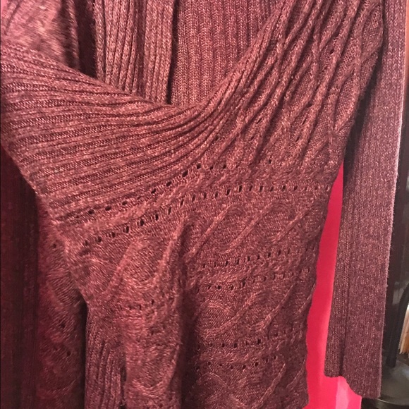 Top - Picture 2 of 4