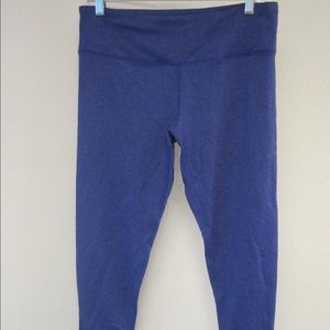 Purple yoga leggings