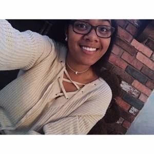 Meet your Posher, Iyana