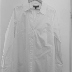 Lane Bryant Woman's collared shirt