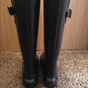 Sperry rain boots
