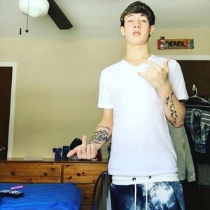 Meet your Posher, Tyler