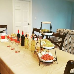 Meet your Posher, Miguelina